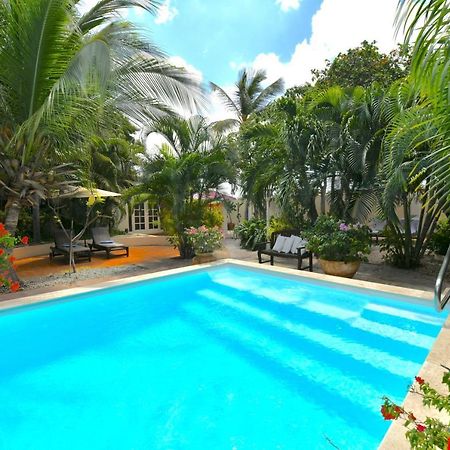 Wonders Boutique Hotel Oranjestad Luaran gambar