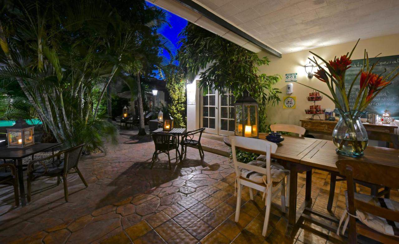 Wonders Boutique Hotel Oranjestad Luaran gambar