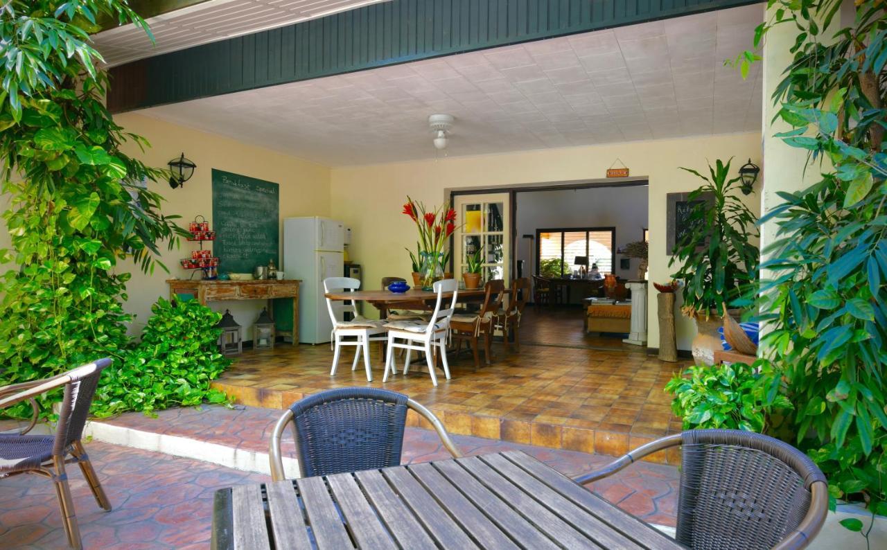Wonders Boutique Hotel Oranjestad Luaran gambar