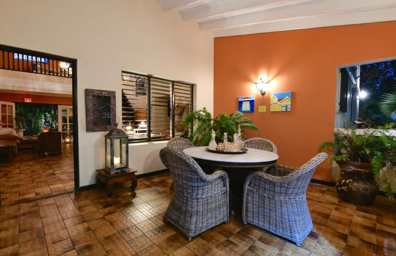 Wonders Boutique Hotel Oranjestad Luaran gambar
