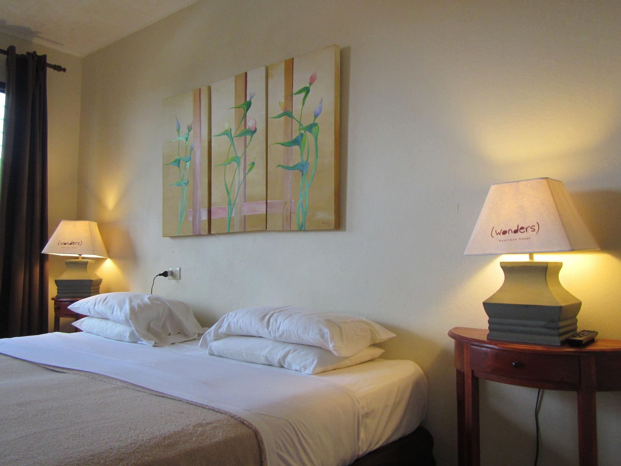 Wonders Boutique Hotel Oranjestad Luaran gambar