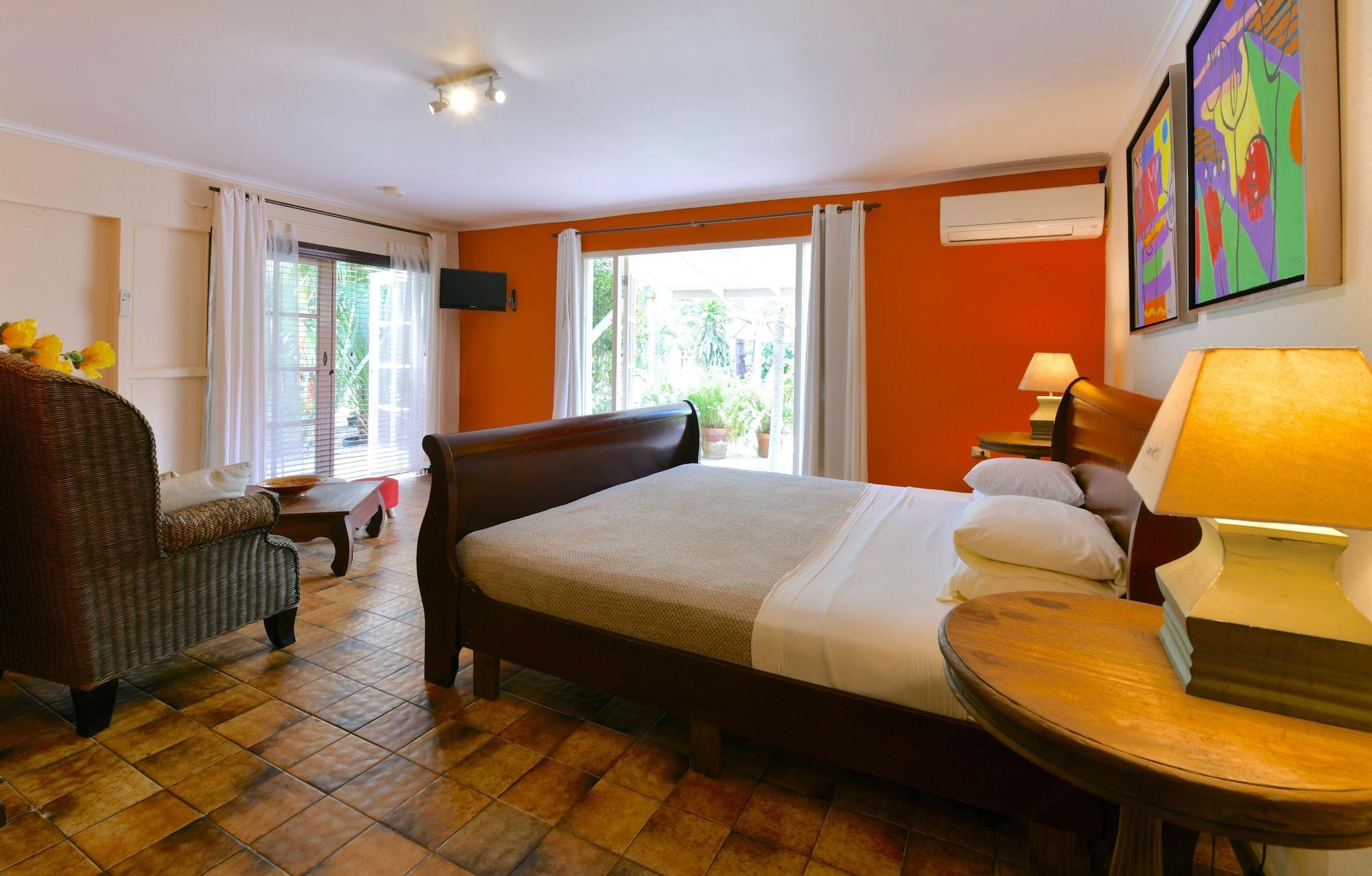 Wonders Boutique Hotel Oranjestad Luaran gambar