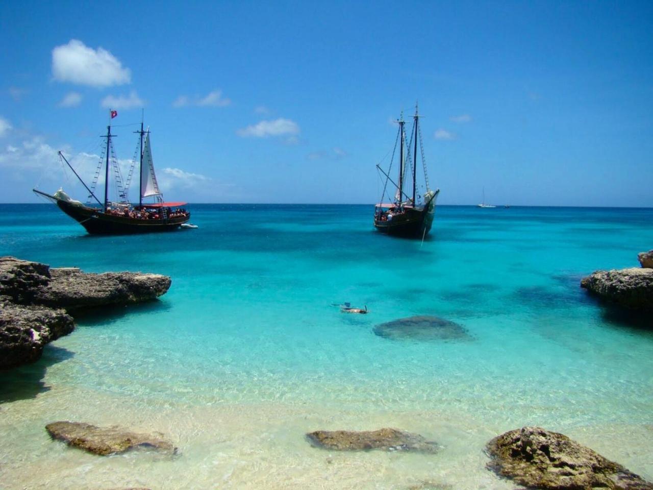 Wonders Boutique Hotel Oranjestad Luaran gambar